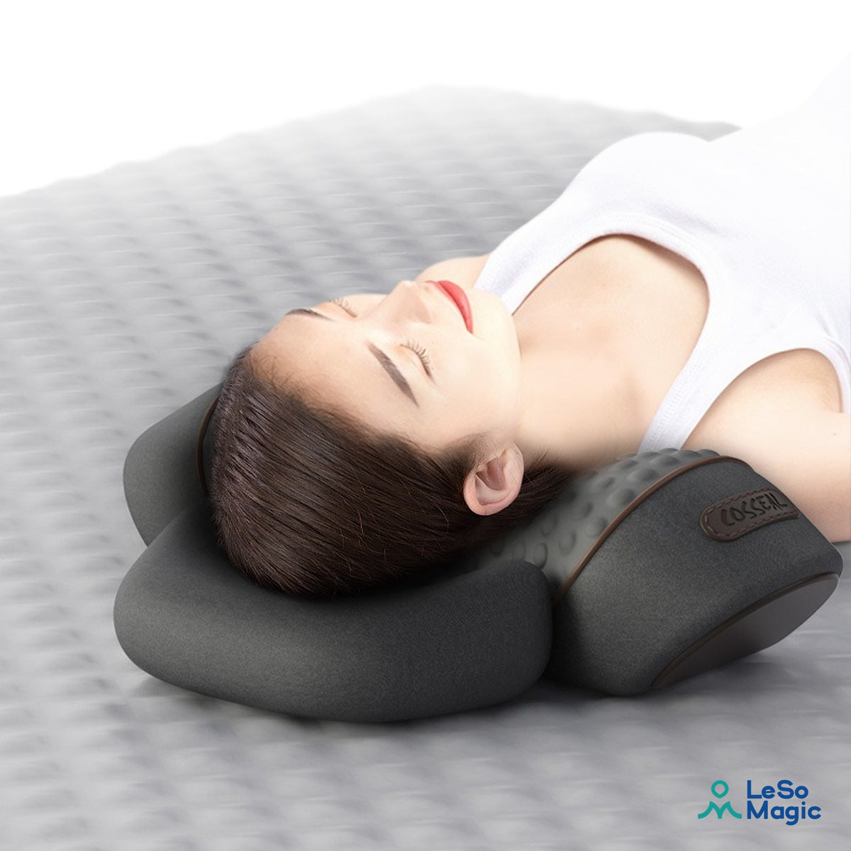 LeSomagic 3-in-1 Neck Traction Pillow – image 1